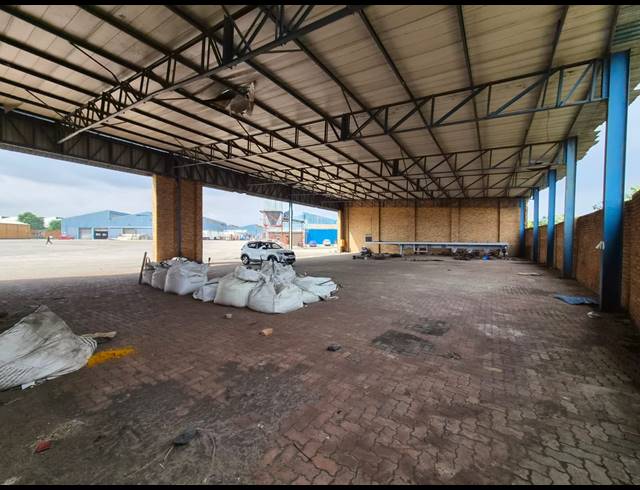 5,000M² INDUSTRIAL YARD TO LET IN WADEVILLE